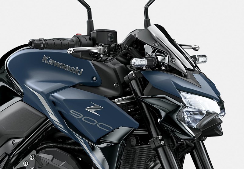 Kawasaki Z900 Naked Motorcycle Superb Power Handling Kawasaki Z900 Naked Motorcycle Superb Power Handling