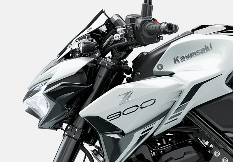 Kawasaki Z900 Naked Motorcycle Superb Power Handling Kawasaki Z900 Naked Motorcycle Superb Power Handling