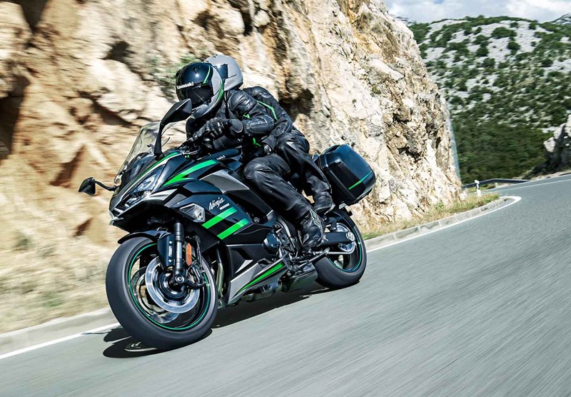 Kawasaki Ninja 1000 Touring Motorcycle Powerful Capable