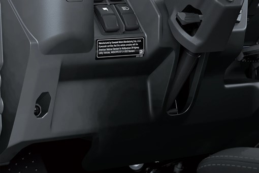 Detail of side x side tilting steering wheel. opens in a new window