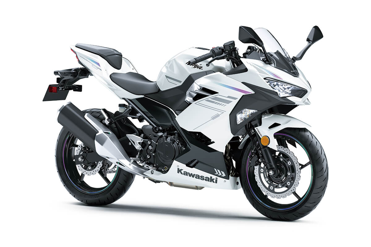 2023 Kawasaki Ninja® 400 ABS | Motorcycle | Approachable Power