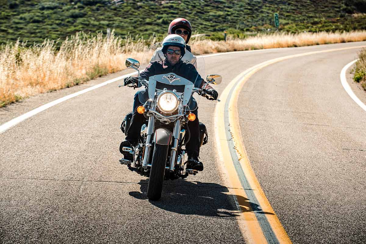 2023 Kawasaki Vulcan® 900 Classic LT | Motorcycle | Comfortable Fun