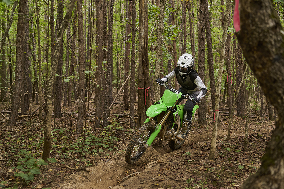 2024 Kawasaki KX™450X | Cross-Country Bike | Reliable & Fun