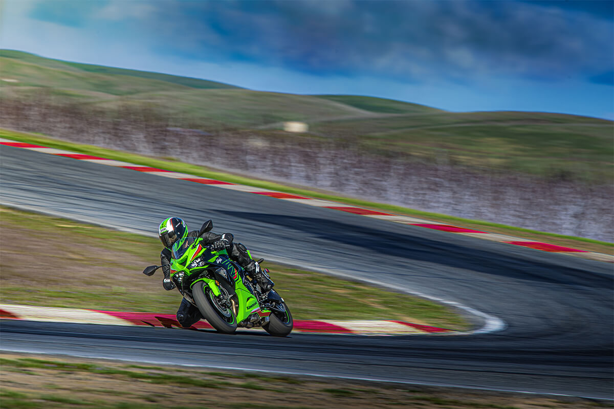 2024 Kawasaki Ninja® ZX™-6R KRT Edition | Motorcycle | KRT 2024 Kawasaki Ninja® ZX™-6R KRT Edition | Motorcycle | KRT