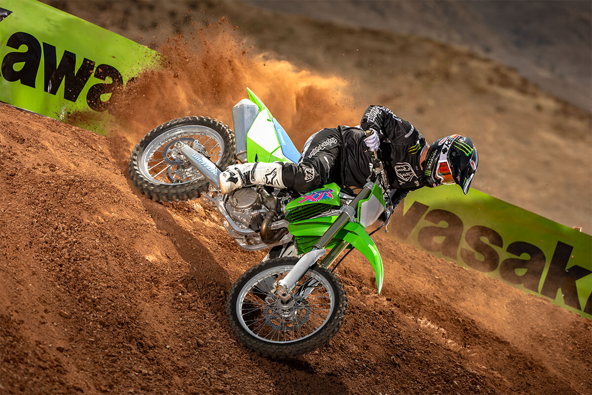 2024 Kawasaki KX™450 50th Anniversary Edition | Motocross