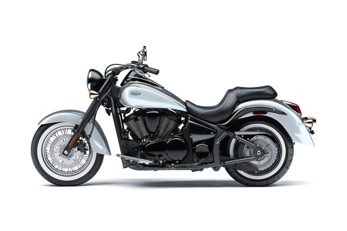 2024 Kawasaki Vulcan® 900 Classic | Cruiser Motorcycle
