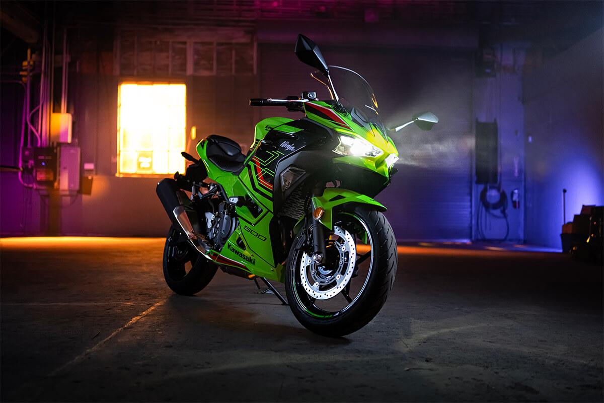 2024 Kawasaki Ninja® 500 KRT Edition SE ABS Legendary Sportbike