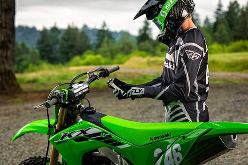 2025 KX™250X opens in a new window