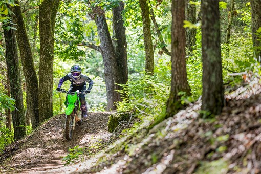2025 KLX®230R S opens in a new window