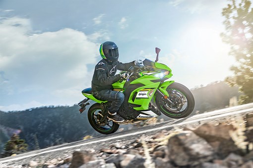 2025 NINJA® 650 KRT EDITION ABS opens in a new window