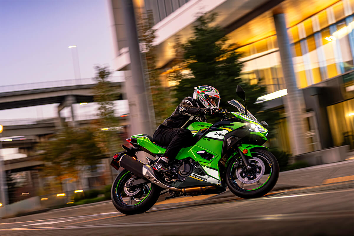 2025 Kawasaki Ninja® 500 SE KRT Edition ABS Legendary Sportbike