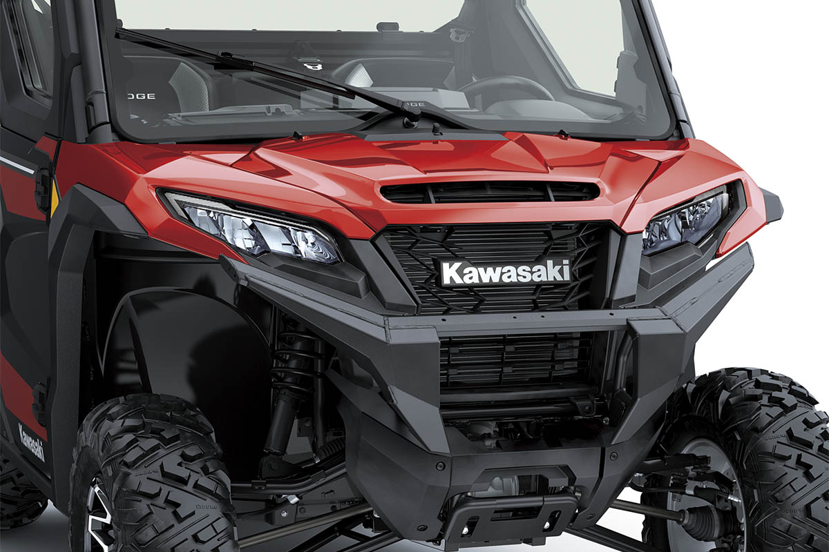 Front angle of the grille of a side x side staged in a white studio background.