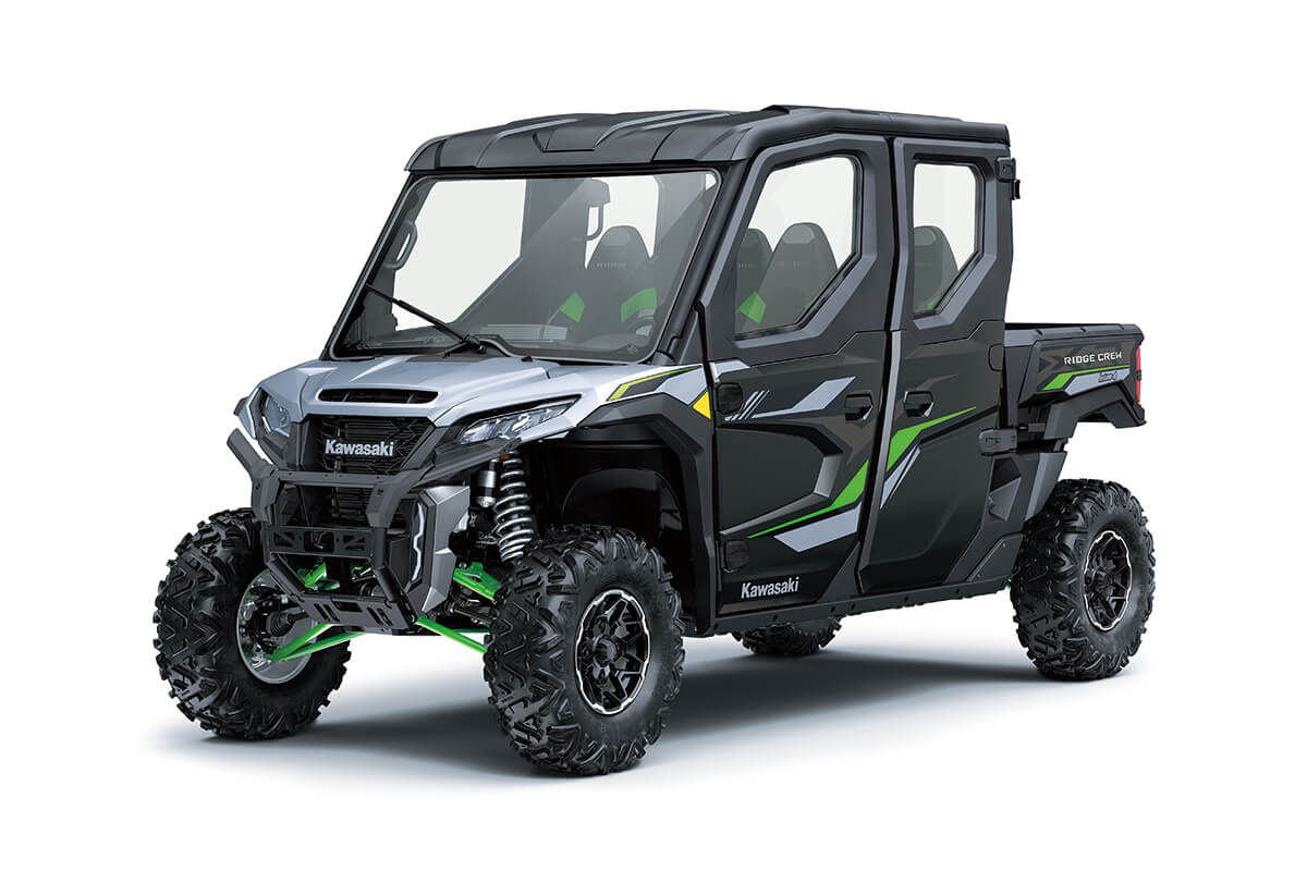 Left three-quarter view of a side x side staged in a white studio background.