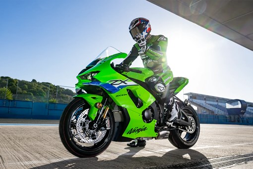 2026 Kawasaki Ninja® ZX™-10R | Supersport Motorcycle | Race-Ready