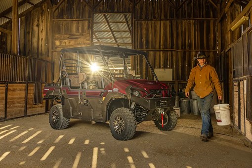 2027 MULE PRO-FXT™ 1000 PLATINUM RANCH EDITION opens in a new window