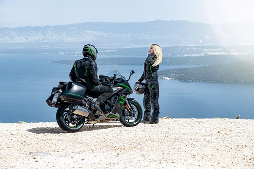 Kawasaki Ninja 1000sx Touring Motorcycle Powerful Capable