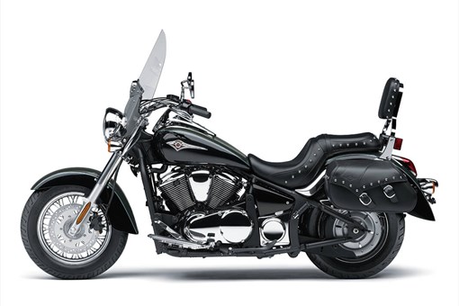 Kawasaki Vulcan® 900 Classic LT | Motorcycle | Comfortable Fun