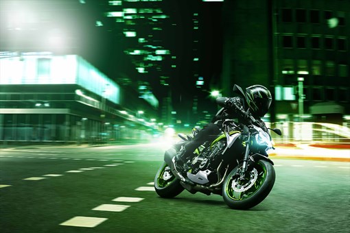 21 Kawasaki Z900 Naked Motorcycle Fierce Styling Power 21 Kawasaki Z900 Naked Motorcycle Fierce Styling Power