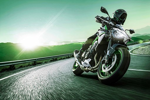 21 Kawasaki Z900 Naked Motorcycle Fierce Styling Power 21 Kawasaki Z900 Naked Motorcycle Fierce Styling Power