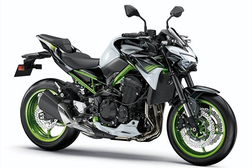 21 Kawasaki Z900 Naked Motorcycle Fierce Styling Power
