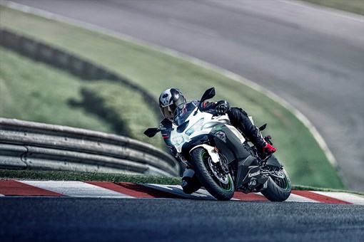 2021 Kawasaki Ninja Zx 6r Motorcycle Quality Value