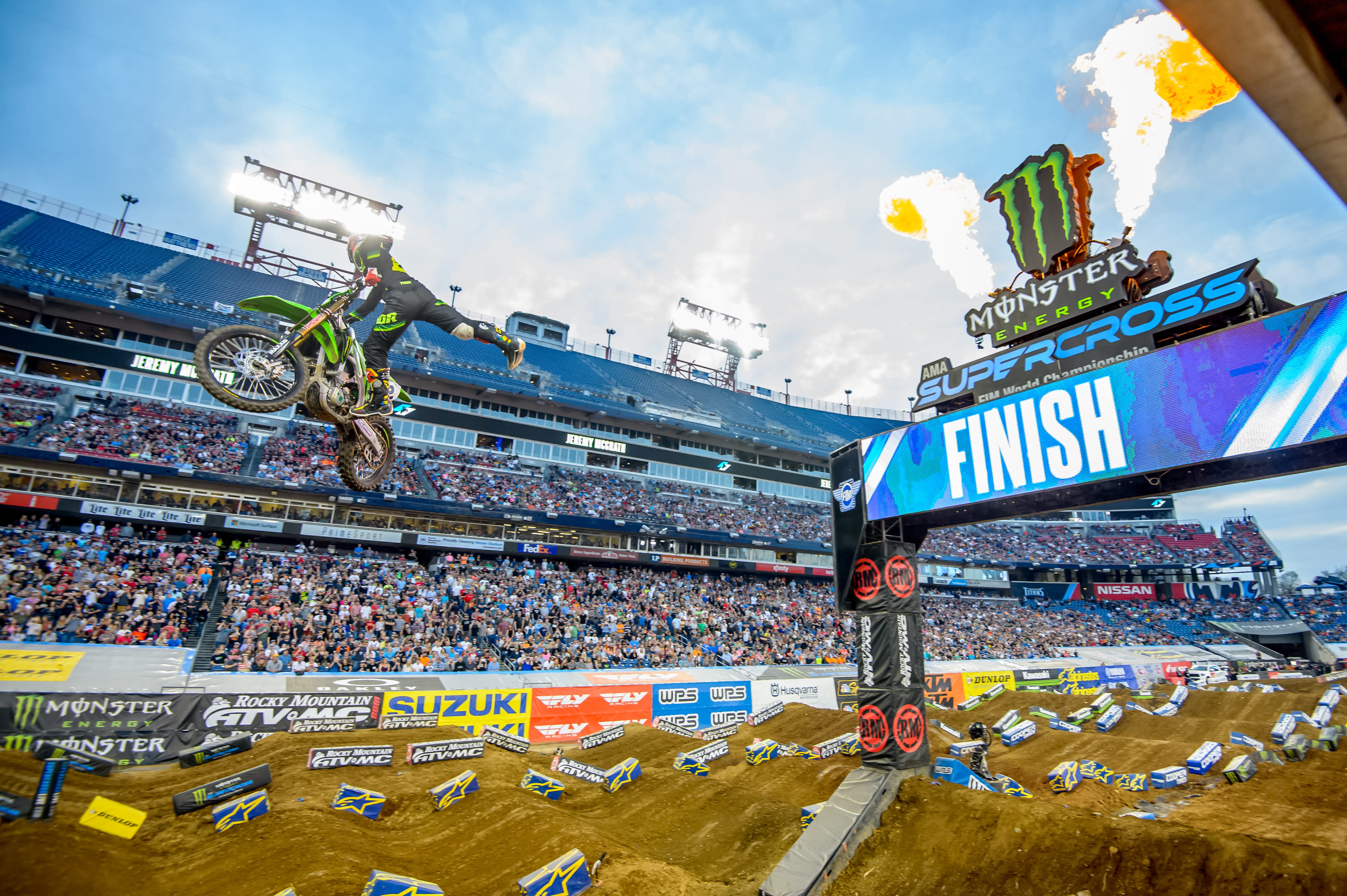 Kawasaki Sweeps Monster Energy Supercross in Nashville Official