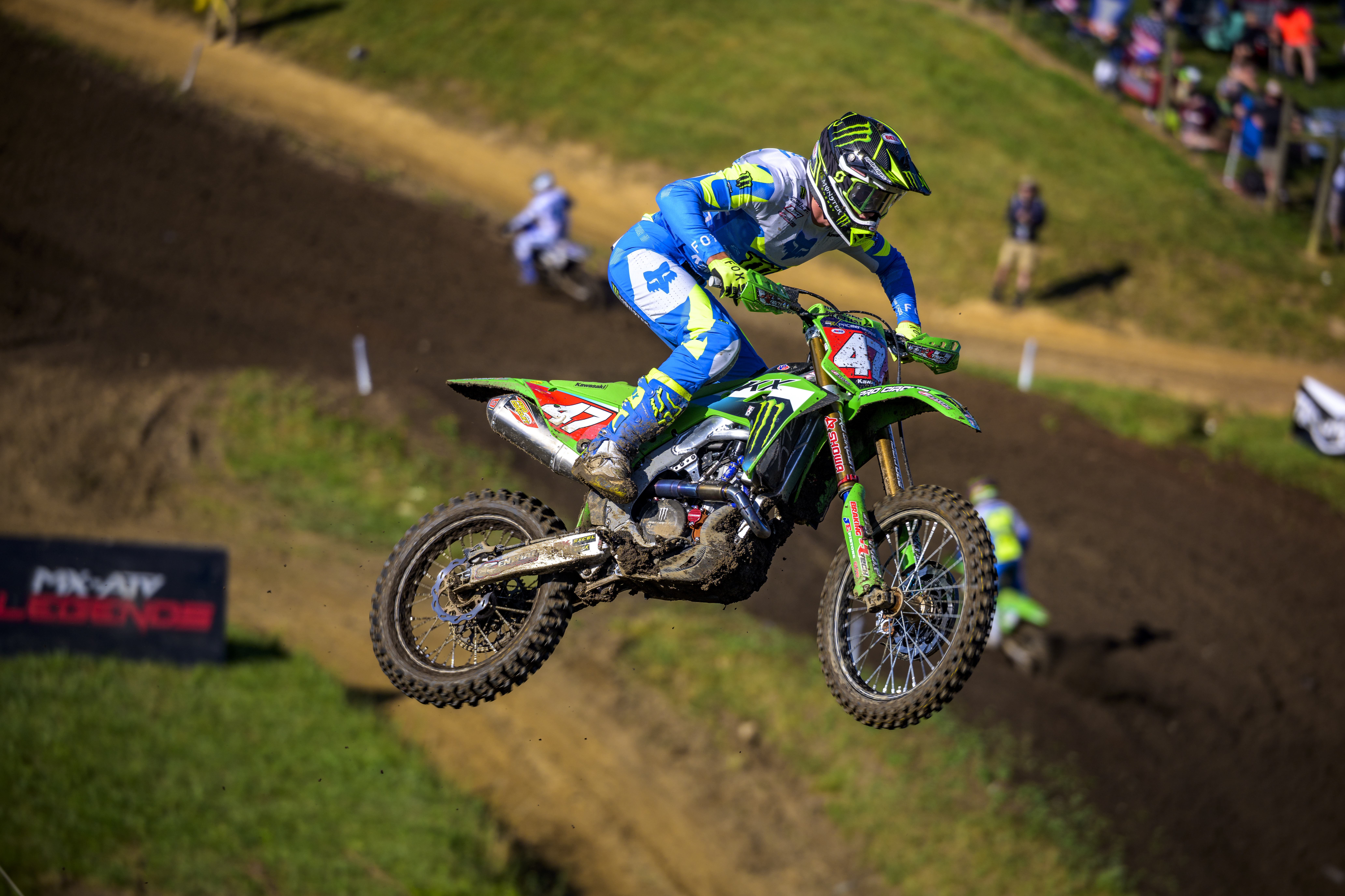 LEVI KITCHEN TAKES SOLE POSSESSION OF CHAMPIONSHIP LEAD THROUGH