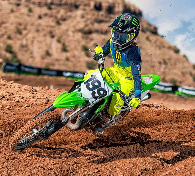 Image of 2019 KX85 in action