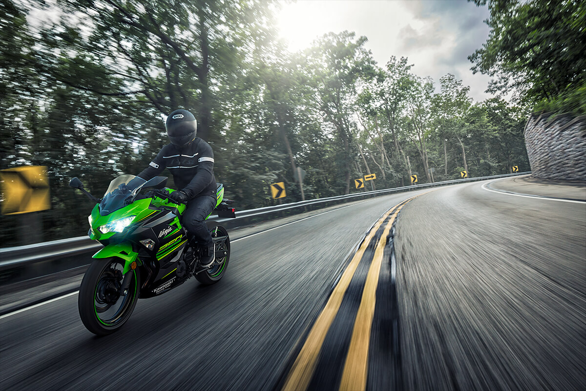 2020 NINJA 250 KRT Edition Sepeda Motor | Kawasaki Motor Indonesia