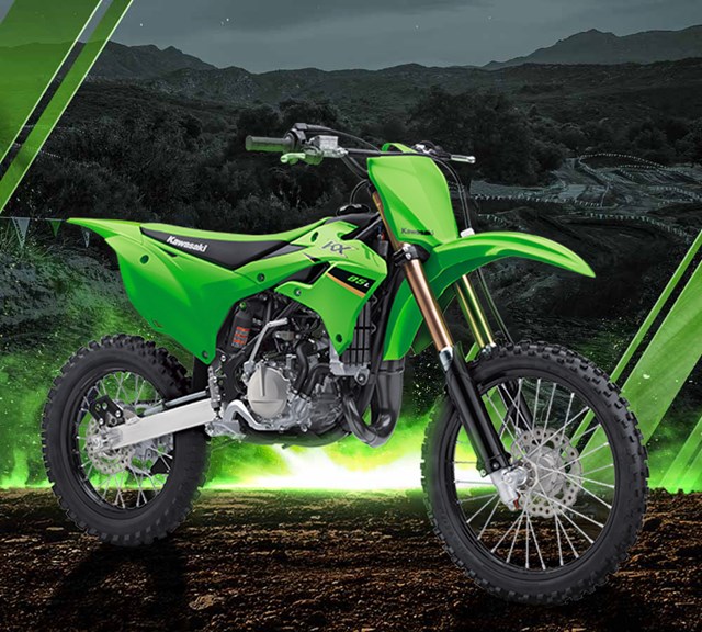 Image of 2022 KX85 L in action
