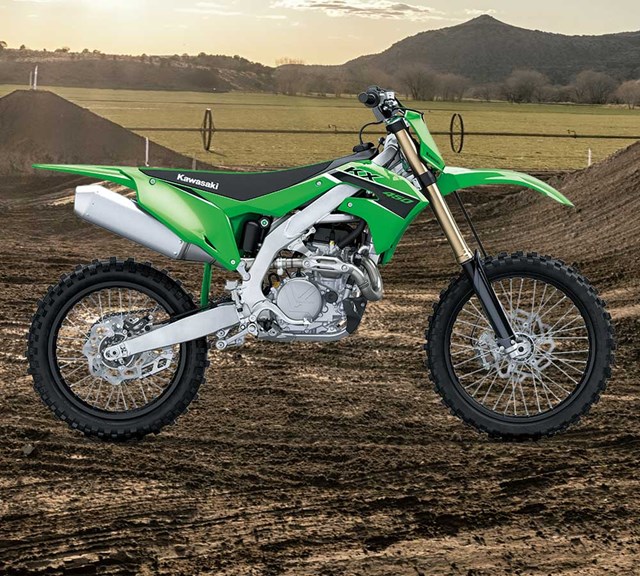 Image of 2023 KX450 in action