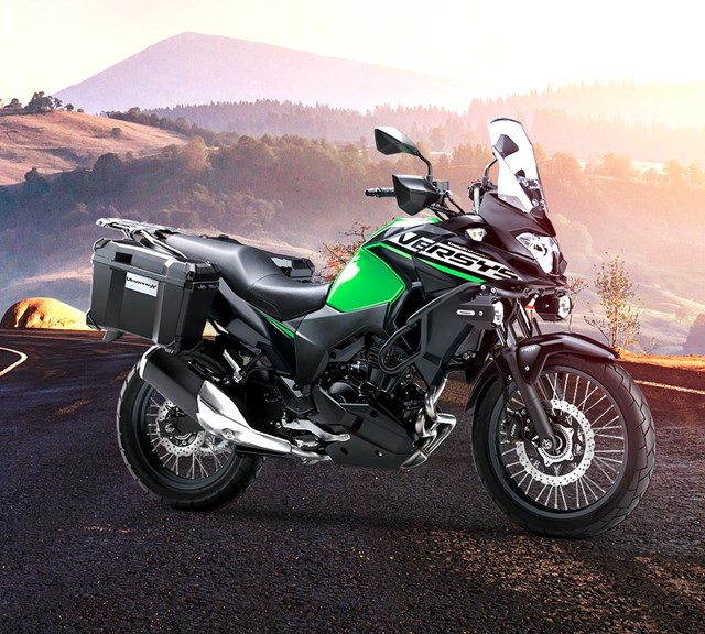 Image of 2023 VERSYS-X 250 TOURER (NON-ABS) in action