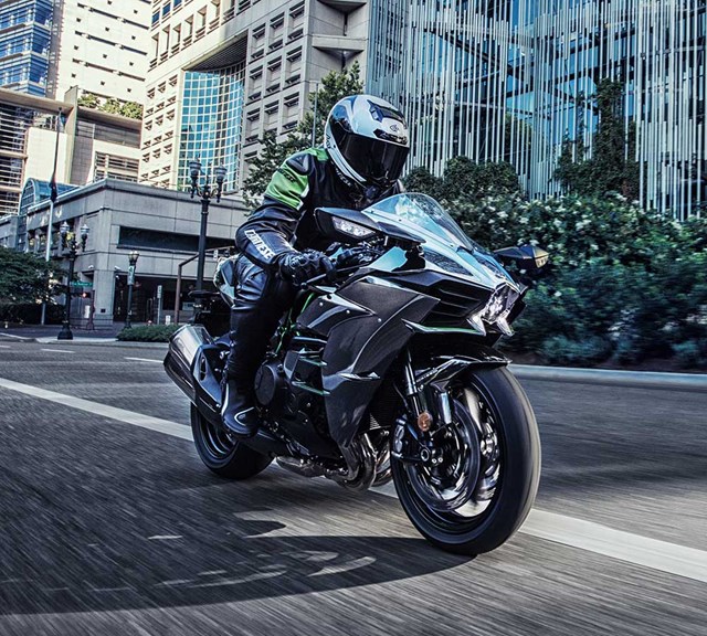Image of 2023 NINJA H2 in action