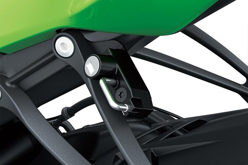 Vortex Racing V3 Keyless Gas Cap For Kawasaki Ninja ZX-6R (2019-2024) – Black Fuel Tank Lid & Base