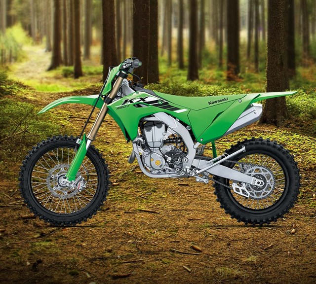 Image of 2025 KX450X in action