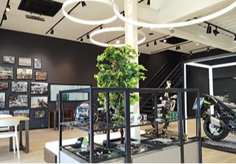 Mobile shop image 2