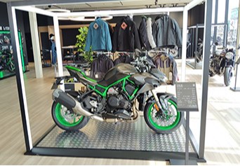 Mobile shop image 3