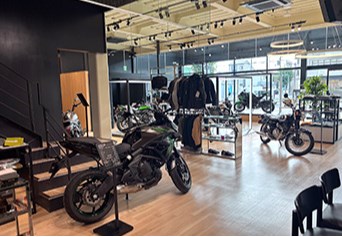 Mobile shop image 3