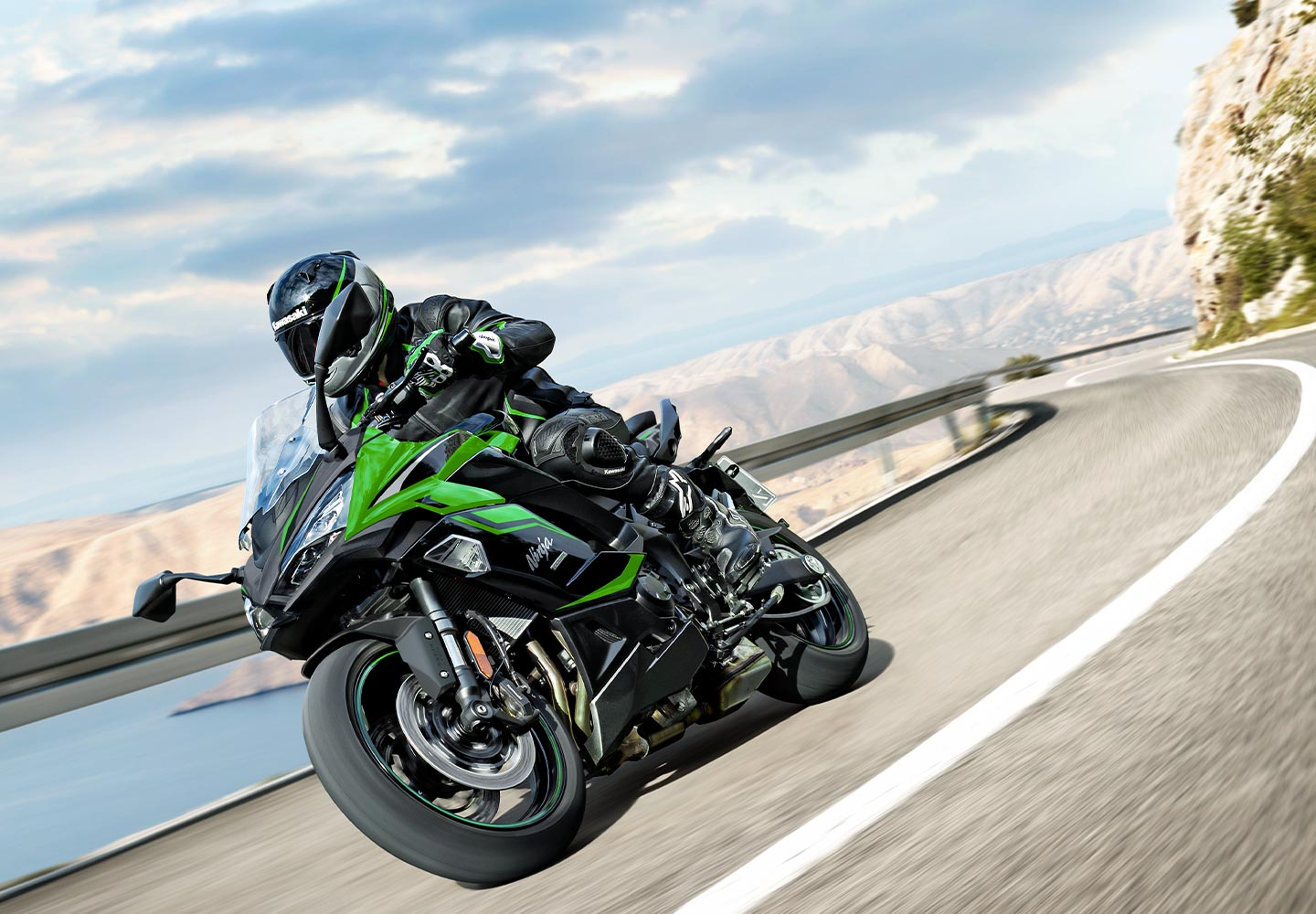 Kawasaki Ninja 1000SX |スポーツツアラーモデル | パワフルかつ有能