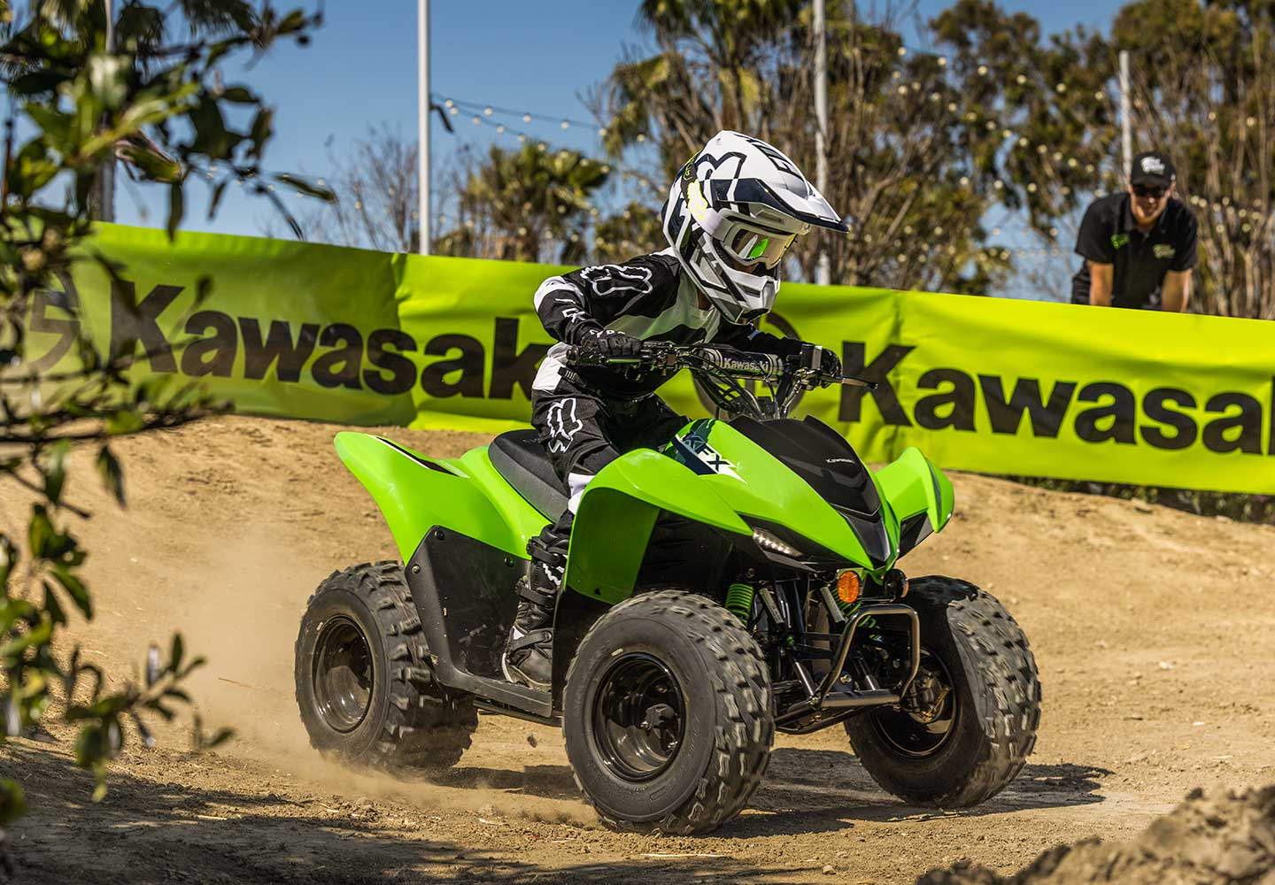 Kawasaki KFX90 | ユースATV |中級者向け四輪オフロードビークル