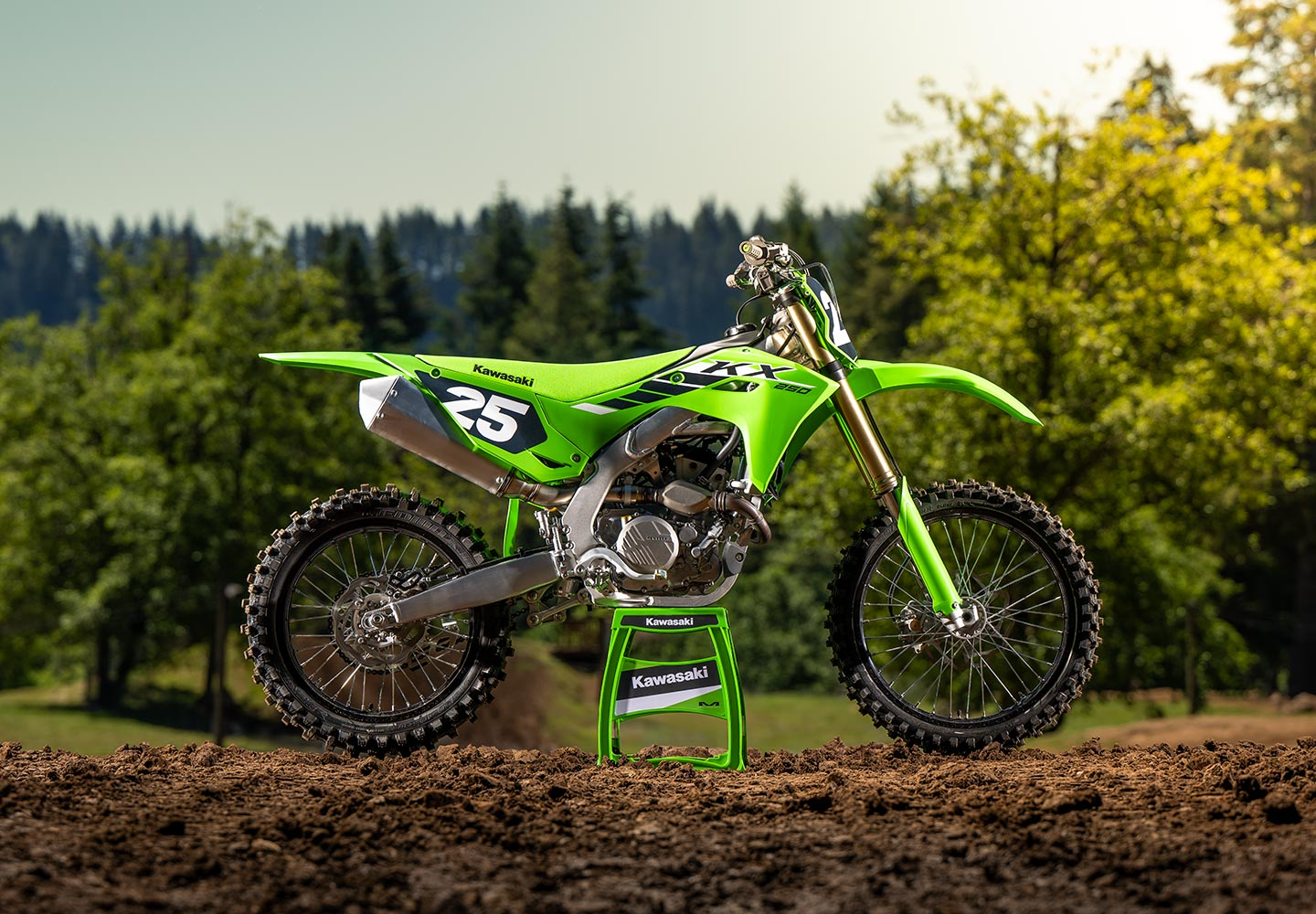 Kawasaki KX250｜競技用車両｜ハイパフォーマンスなモトクロッサー