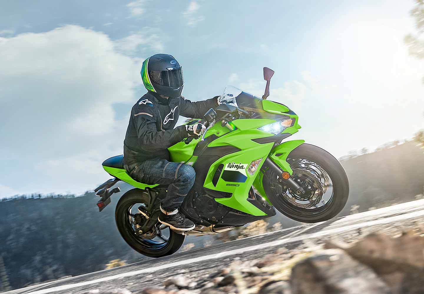 Kawasaki Ninja 650 | スポーツモデル |軽快かつスポーティ