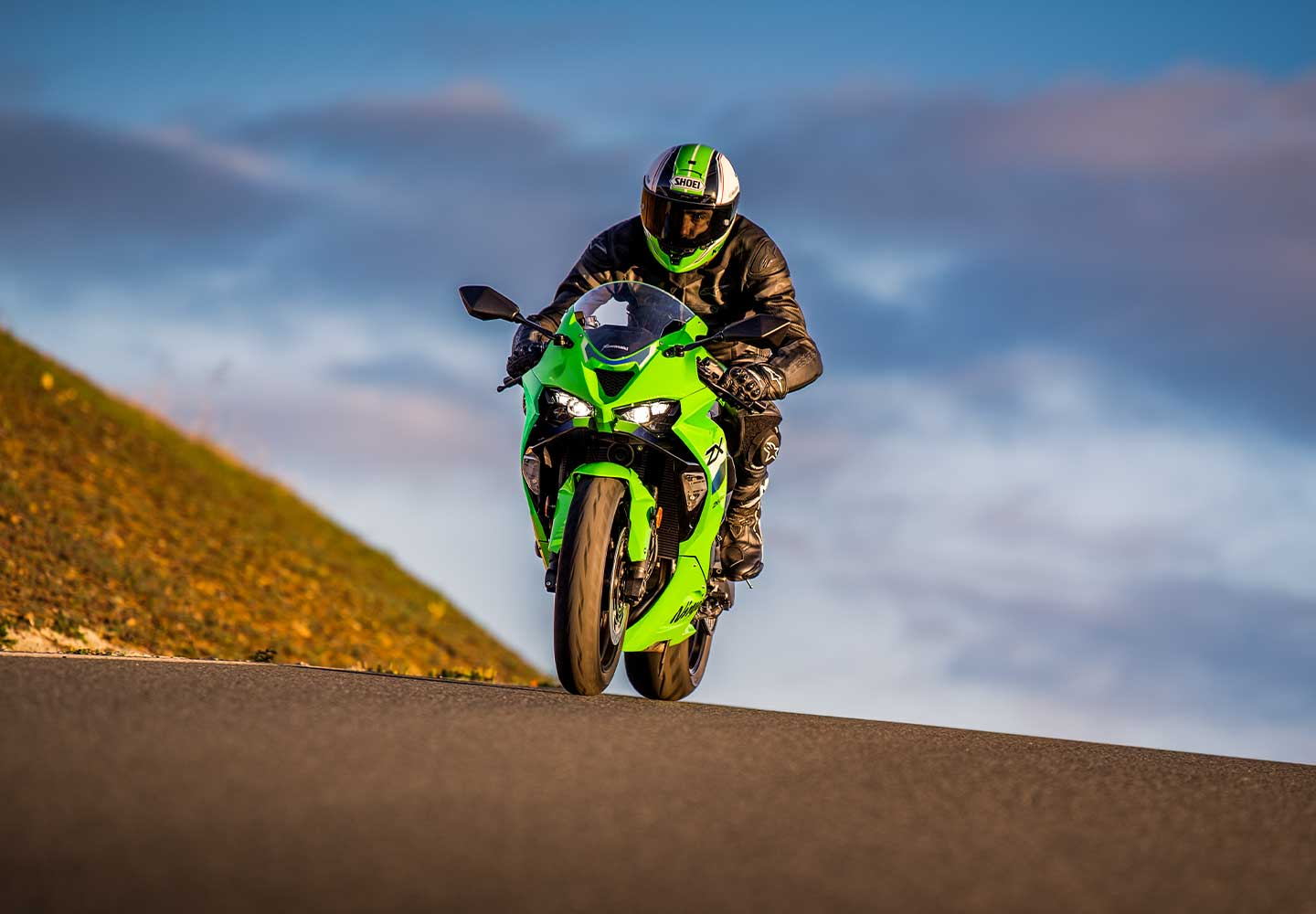 Kawasaki Ninja ZX-6R |ストリートでもサーキットでも真価を発揮