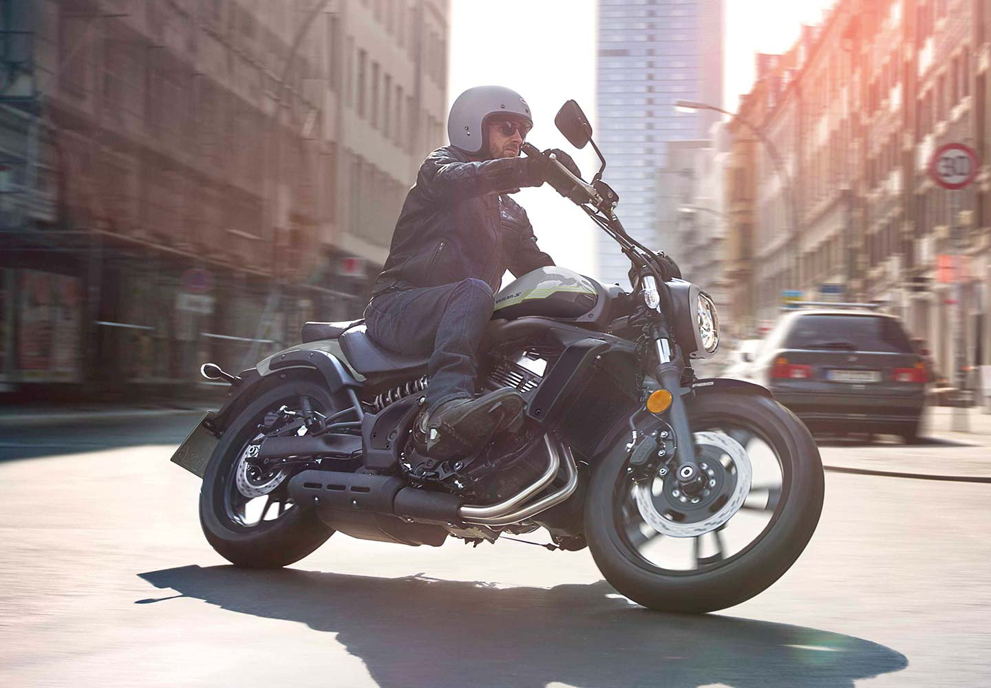 Kawasaki Vulcan S | クルーザーモデル | スタイル & パフォーマンス