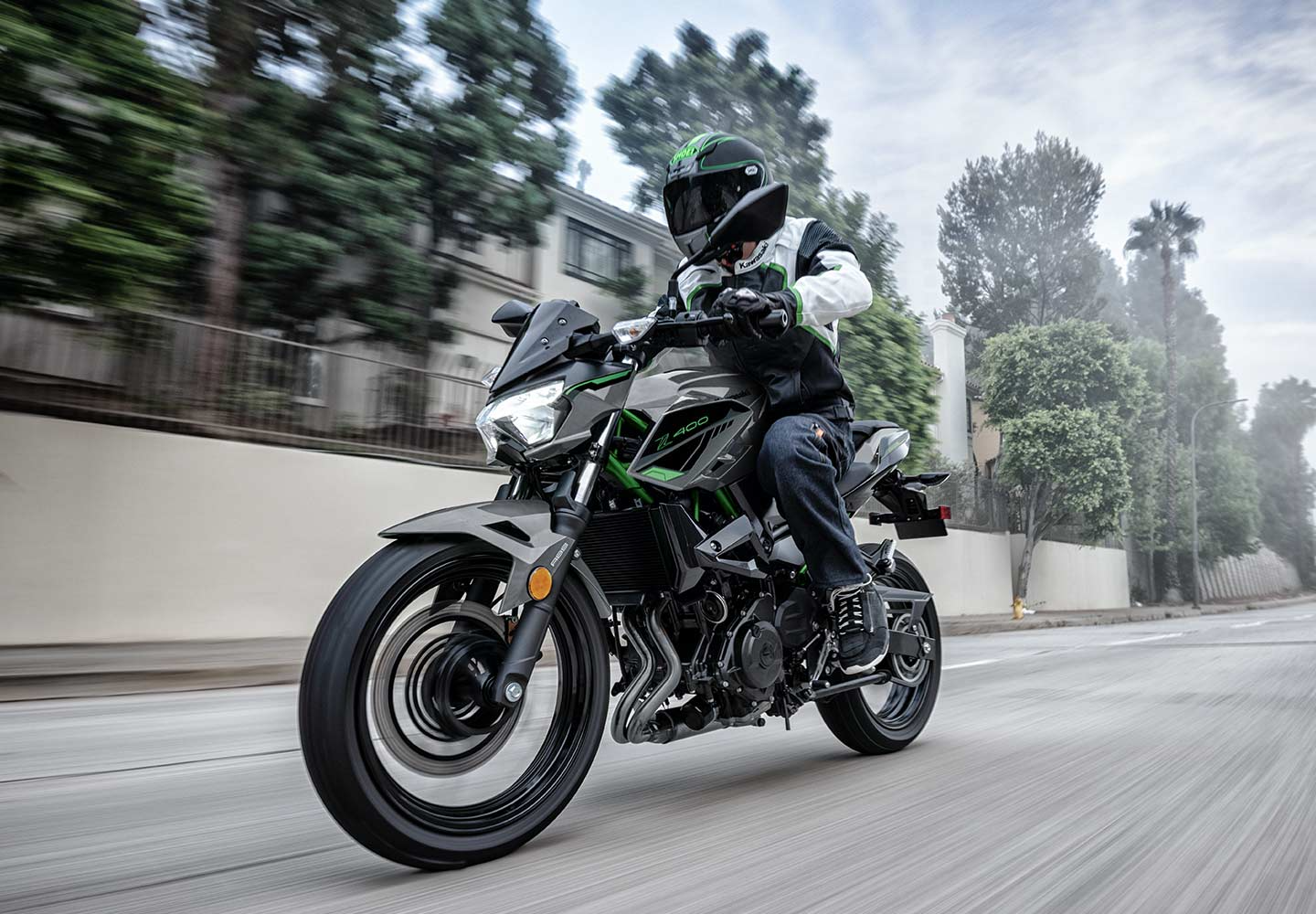 【金額ご提案下さい】Kawasaki Z250 低走行3880km カワサキから「Z250」Newグラフィック、11月1日（金）発売 | 株式会社
