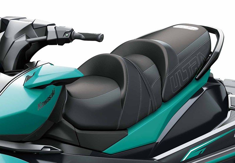 高機能でスタイリッシュなイクイップメント