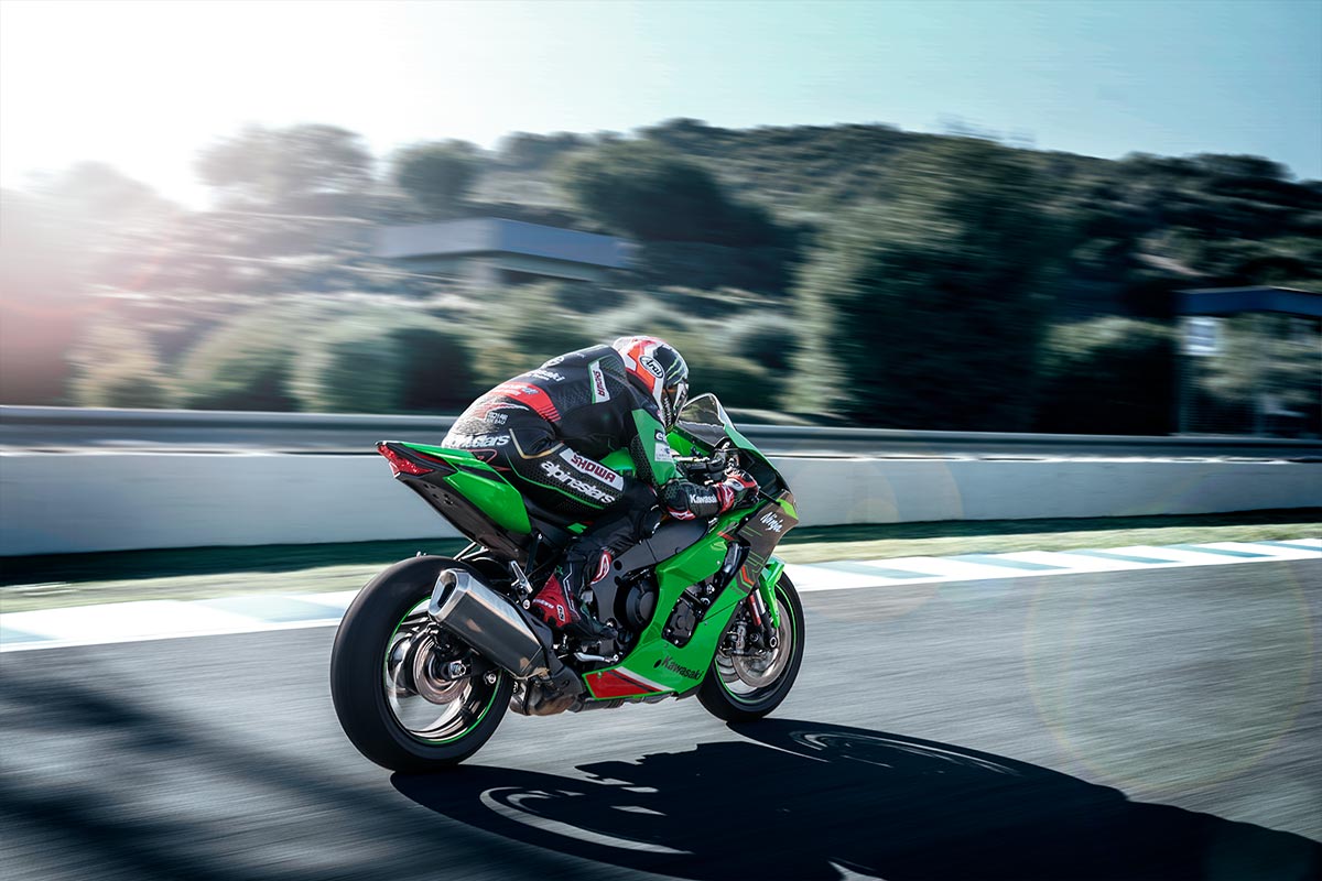 2024 Ninja ZX-10R モーターサイクル |株式会社カワサキ
