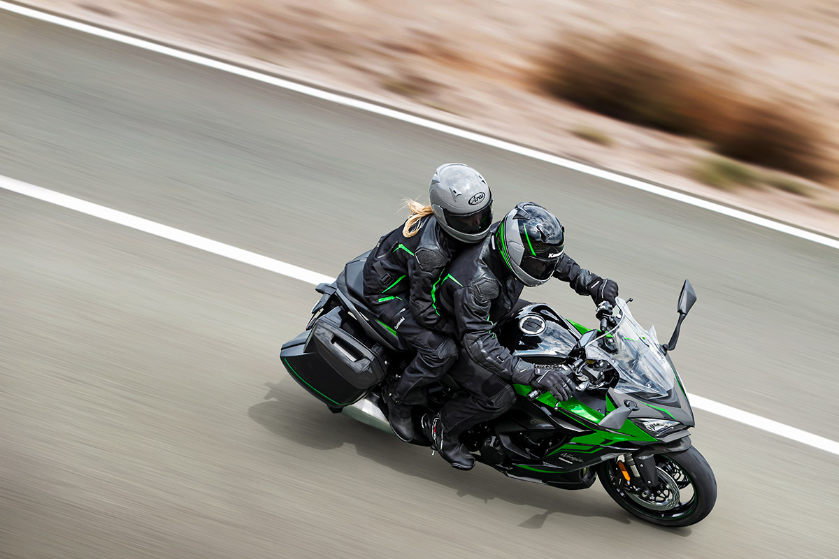 【2020〜2024】Ninja1000SX アンダーカウル(グレー) 左側 2020〜2024】Ninja1000SX アンダーカウル(グレー) 左側 パーツ