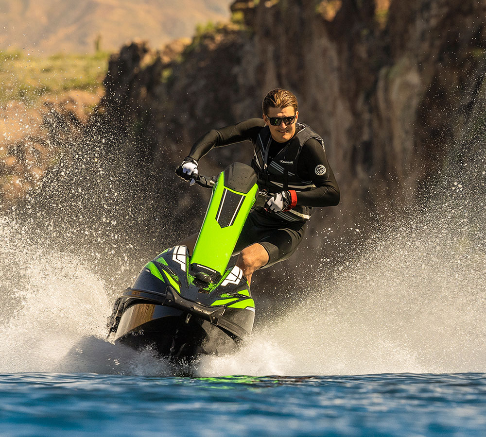 Kawasaki JET SKI SX-R 160 |スタンドアップ・パーソナルウォータークラフト