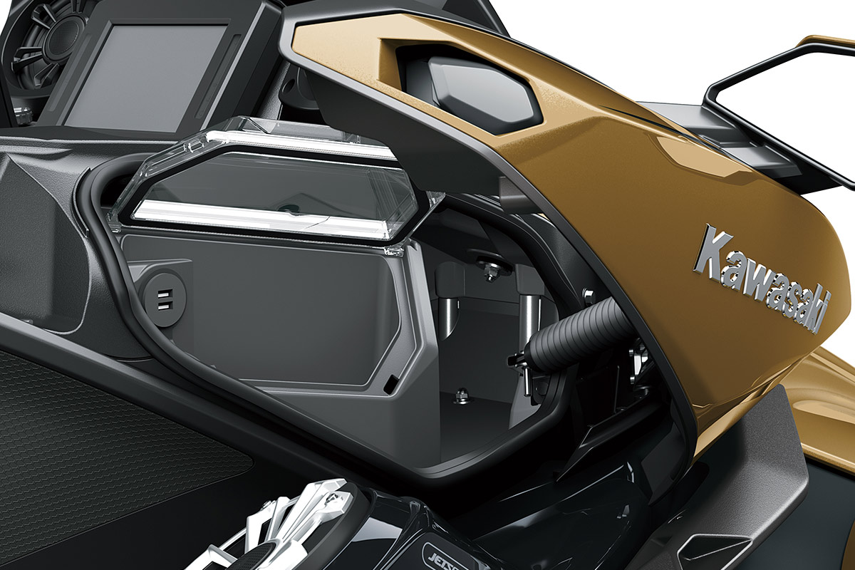 Kawasaki カワサキ ジェットスキー ウルトラ150 左 フェンダー